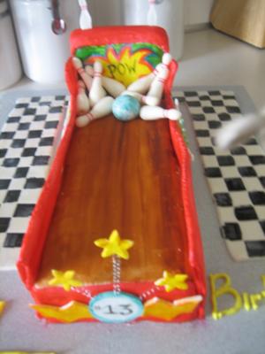 The Bowling Cake!