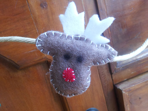 Christmas garland - felt reindeer