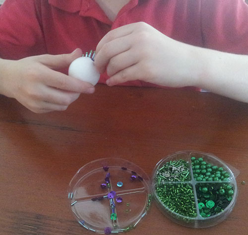 making our own Christmas decorations