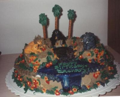 It's a Jungle Out There! Jungle Cake