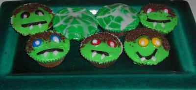 Halloween Cupcakes for kids by kids