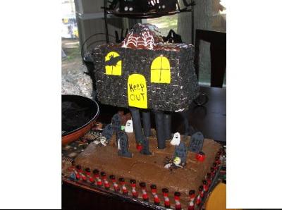 Spooky Haunted House Cake